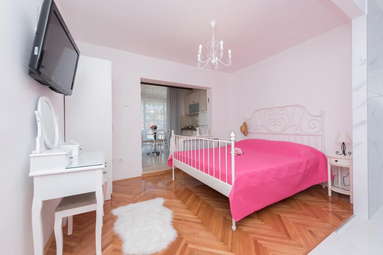 Apartmani Antunovic 포드고라 외부 사진
