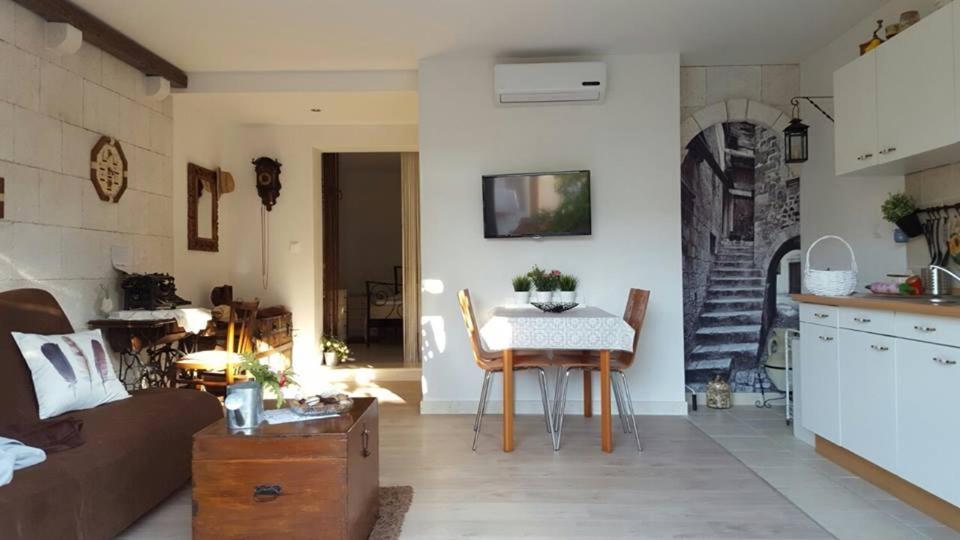 Apartmani Antunovic 포드고라 외부 사진