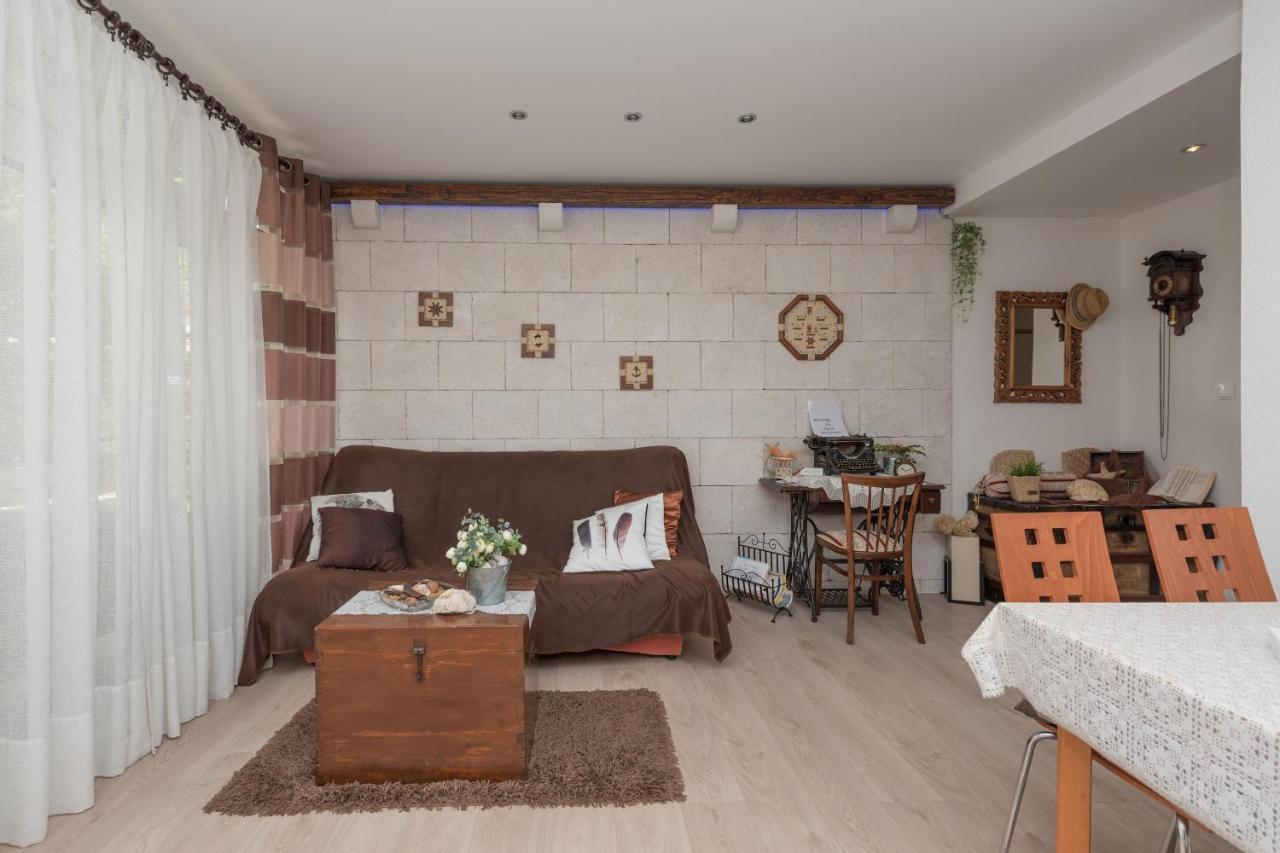 Apartmani Antunovic 포드고라 외부 사진